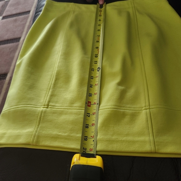 Vintage Dana Buchman Women's Suite in Lime Green. - Picture 12 of 16